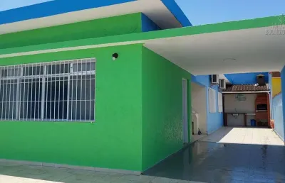 Casa térrea 2 dormitórios sendo 1 suíte no bairro caiçara