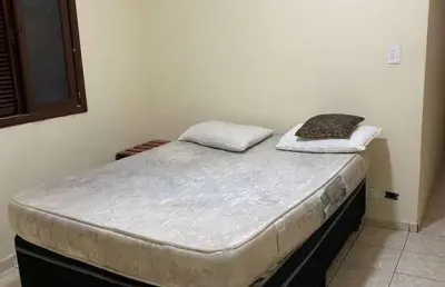 Casa geminada 2 dorms com suíte, churrasqueira e 130m² – maracanã