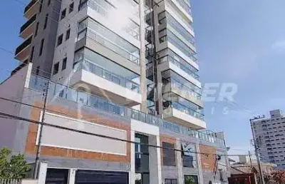 Centro , apto pronto e amplo 3 suítes, 2 vgs, centro, itajaí - sc