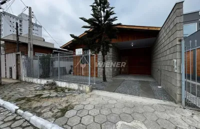 Alugo casa nova, são judas, 3 dm (1 ste), 1 vg cob, são judas, itajaí - sc