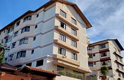 Apartamento 3 quartos, 2 banheiro, 2 garagens no centro são bento do sul