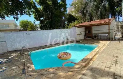 Casa com 4 quartos à venda na rua tomé de souza, 1075, jardim são caetano, são caetano do sul, 276 m2 por r$ 2.130.000