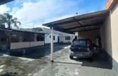 Casa no bairro jardim américa, em itanhaém - localizado lado serra, em rua calçada.