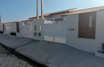 Excelente casa de esquina à venda no bairro cibratel 2, em itanhaém ** localizada lado praia, em rua calçada.