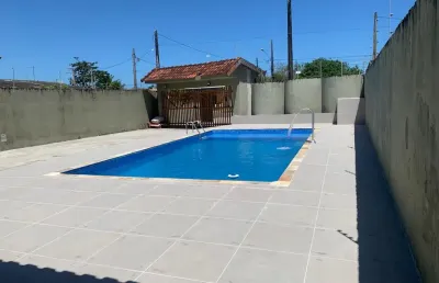 Casa com piscina lado praia a 500m do mar - itanhaém/ gaivotas .