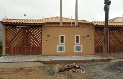 Casa nova com piscina á venda em itanhaém- excelente acabamento