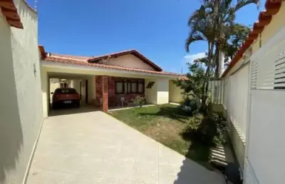 Excelente casa localizada no bairro jardim suarão - lado praia