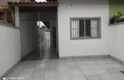 Excelente casa localizada no bairro balneário gaivota - lado praia. espaço para futura piscina