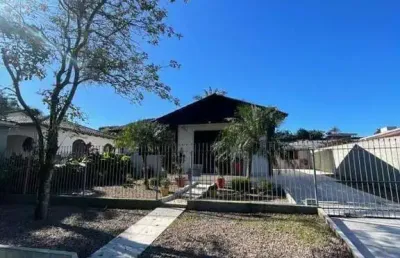 Casa para venda em criciúma, pinheirinho, 4 dormitórios, 1 suíte, 3 banheiros