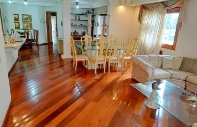 Apartamento grande próximo a praça do congresso em criciuma