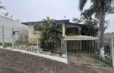 Casa para venda em criciúma, lote seis, 5 dormitórios, 2 suítes, 5 banheiros, 1 vaga