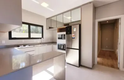 Casa para venda em criciúma, centro, 3 dormitórios, 1 suíte, 3 banheiros, 2 vagas