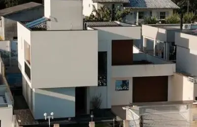 Casa para venda em criciúma, pinheirinho, 3 dormitórios, 1 suíte, 4 banheiros, 4 vagas