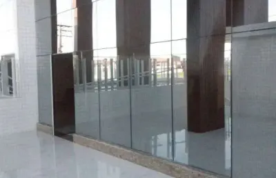 Belissímo apartamento na vila mirim para locação vista mar