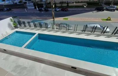 Apartamento espetacular na vila mirim 02 dormitórios