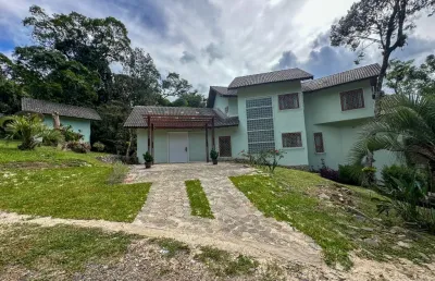 Maravilhosa chácara de luxo em campo alegre, com 60 mil m², totalmente averbada