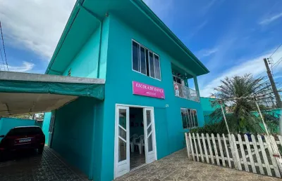 Residência à venda no bairro guanabara, ideal para investidores ou famílias em busca de um imóvel amplo e versátil.