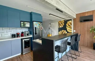 Cobertura com 1 suíte + 2 dormitórios e amplo terraço