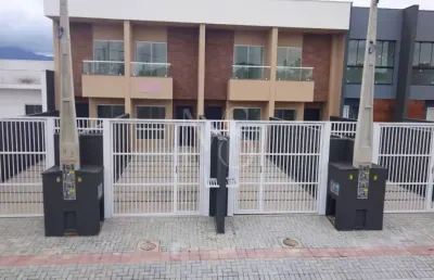 Sobrado geminado com 1 suíte + 1 dorm à venda no bairro vila nova – joinville/sc