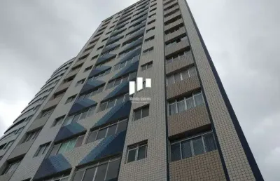 Apartamento pé na areia com vista mar na guilhermina em praia grande sp.