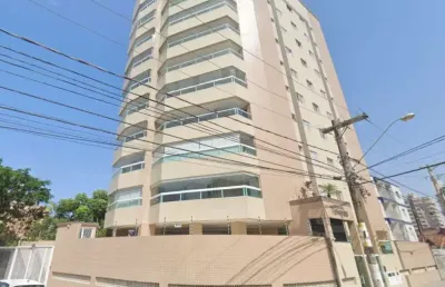 Apartamento com sacada gourmet na ocian em praia grande.