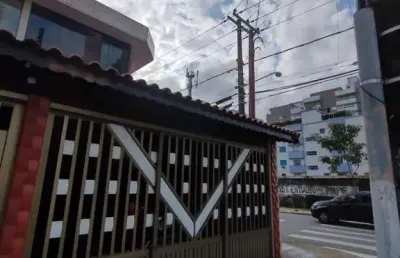 Imperdível! casa à venda em praia grande-sp, canto do forte, com 3 quartos, 1 suíte e 10,70m² de área.