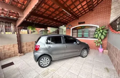 Casa de 2 dormitórios no caiçara em praia grande sp