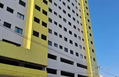 Apartamento à venda em praia grande-sp, bairro ocian: 1 quarto, 1 sala, 1 banheiro, 1 vaga, 38m² de área. aproveite!