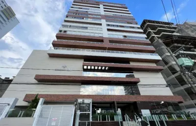 Cobertura à venda na guilhermina, praia grande-sp: 3 quartos, 3 suítes, 1 sala, 4 banheiros, 3 vagas, 130m². confira!
