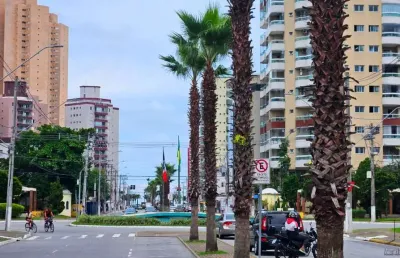 Apartamento à venda na guilhermina, praia grande-sp: 2 quartos, sala, banheiro, vaga de garagem e 78m² de área.