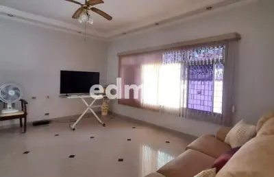 Casa com 3 quartos à venda na vila camilópolis, santo andré  por r$ 690.000