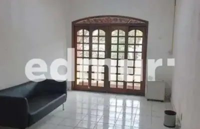 Casa com 2 quartos para alugar na vila alpina, santo andré  por r$ 2.700