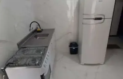 Apto todo reformado e mobiliado de um quarto, próximo a praia central em balneár