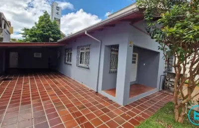 Casa mobiliada com 4 dormitórios, 4 vagas, 120m² privativos – pronta para morar