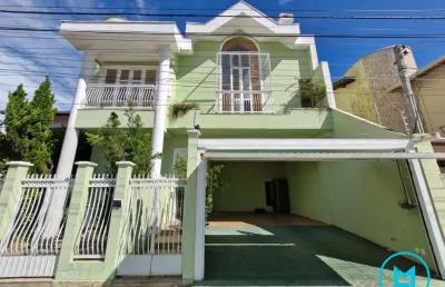 Casa em balneário camboriú com piscina para aluguel temporada para 08 pessoas
