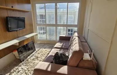 Apartamento em balneário camboriú com 2 quartos, área de lazer completa e 1 vaga