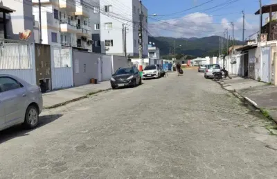 Casa com 3 quartos à venda na Rua Bucareste, 329, Santa Regina, Camboriú