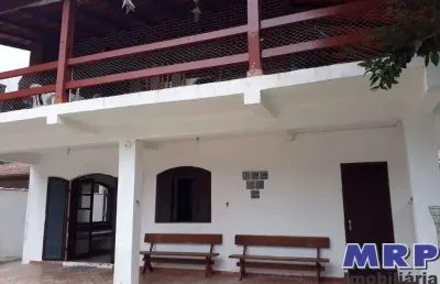 Casa na praia da lagoinha, condomínio fechado, 3 imóveis, oportunidade de negócios