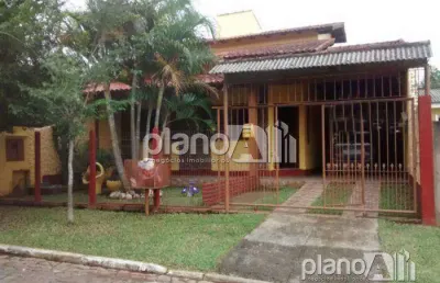 Casa à venda, com 240m², 4 quartos 1 suíte - cruzeiro - gravataí / rs por r$ 480.000,00