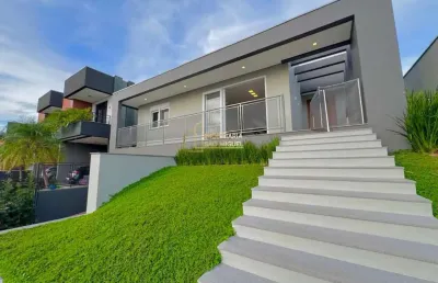 Casa de alto padrão à venda no bairro vale esquerdo em dois irmãos/rs