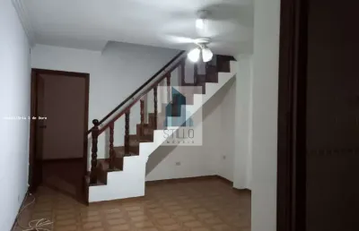 Casa com 3 quartos à venda na Avenida Professor Edgar Santos, 523, Vila Nhocune, São Paulo