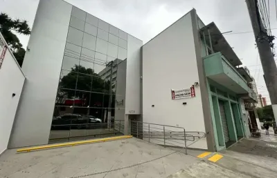 Salão comercial para locação em uma ótima localização