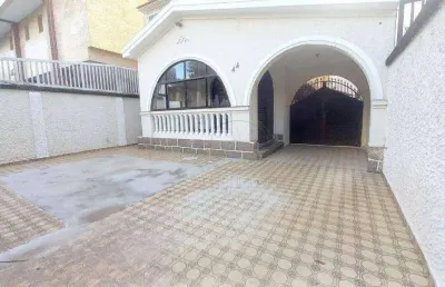 Casa com 5 quartos para alugar no Boqueirão, Santos 