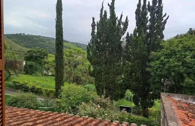 Casa com 2 quartos à venda no Centro, Monte Alegre do Sul 