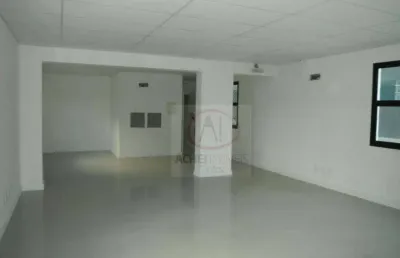 Prédio à venda no Embaré, Santos 
