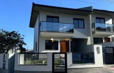 Sobrado com 3 dormitórios à venda, 107 m² por r$ 649.000,00 - potecas - são josé/sc