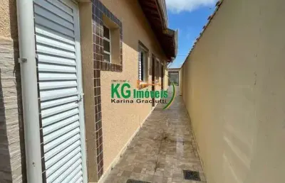 Linda casa térrea com 2 dorm | 1 suíte | churrasqueira | piscina - 2 vagas - a 1,6 km da praia - a venda - r$ 285.000,00 - jardim jamaica - itanhaém/sp.