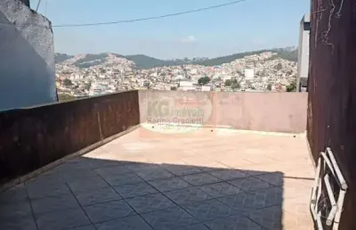 Linda casa térrea com 02 dorm sendo 1 suíte,  com uma ótima localização por apenas r$ 380.000,00