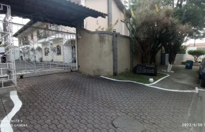 Vendo casa 02 quartos, bairro da luz, nova iguaçu/rj.