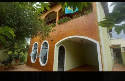 Vendo linda casa independente,  04 quartos, mesquita rj